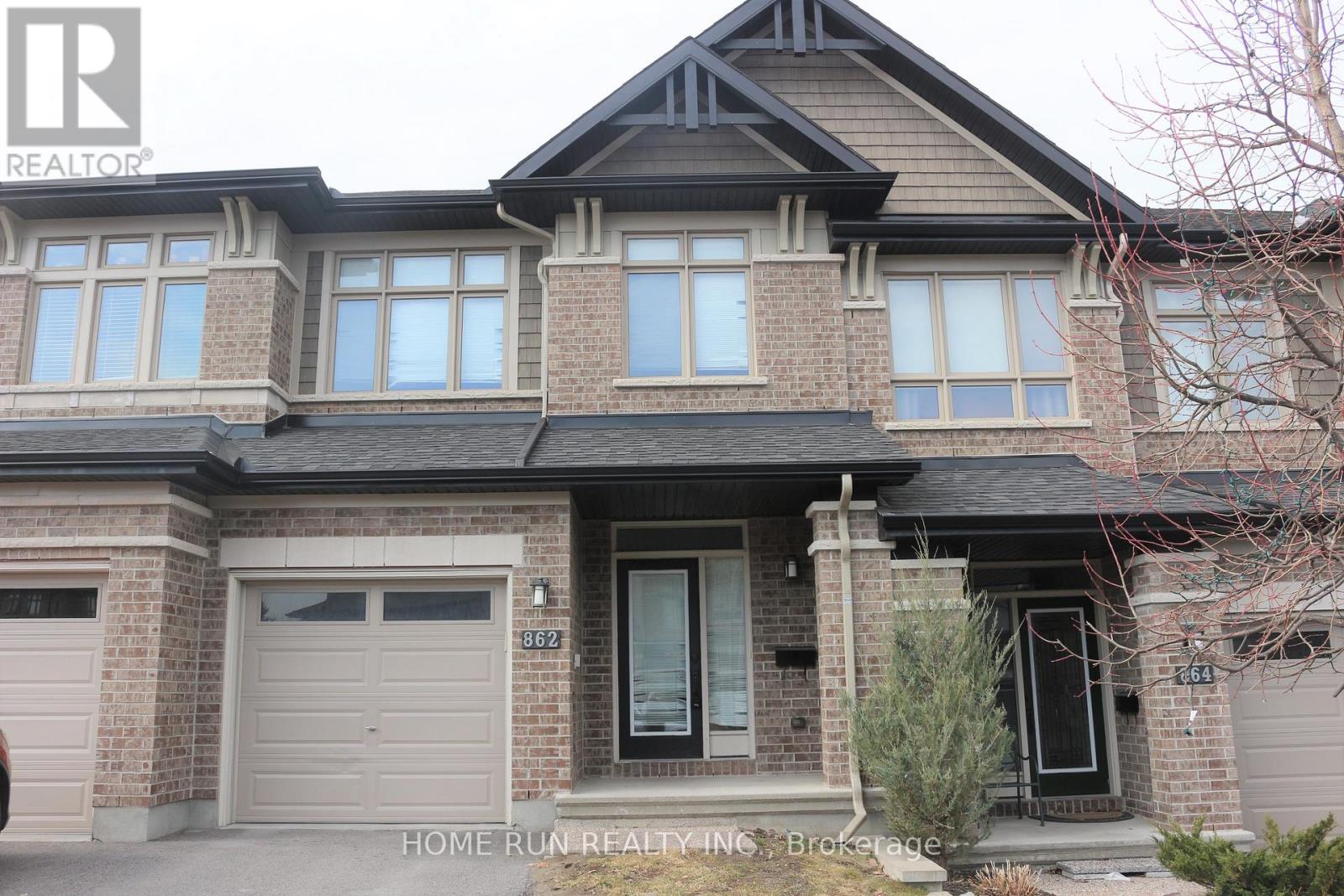 862 FLETCHER CIRCLE