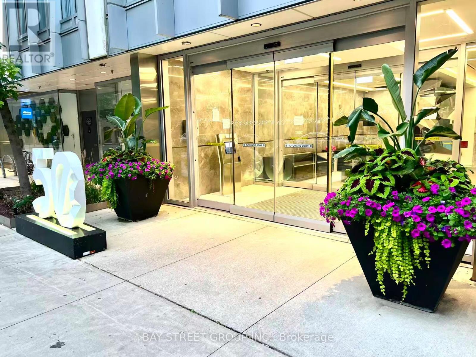 For rent: 906 - 50 MCCAUL STREET, Toronto (Kensington-Chinatown