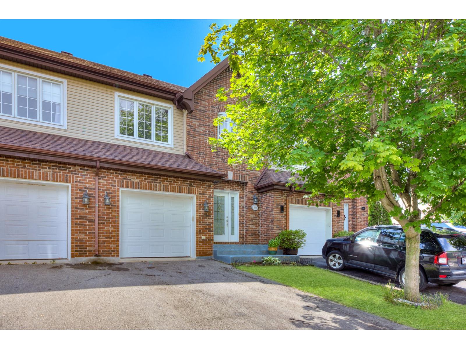 392 Rue du Versant