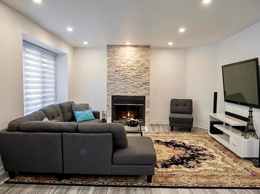 1630 Rue McNamara