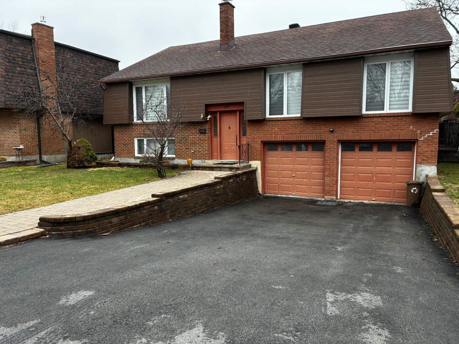 309 Rue Ladouceur