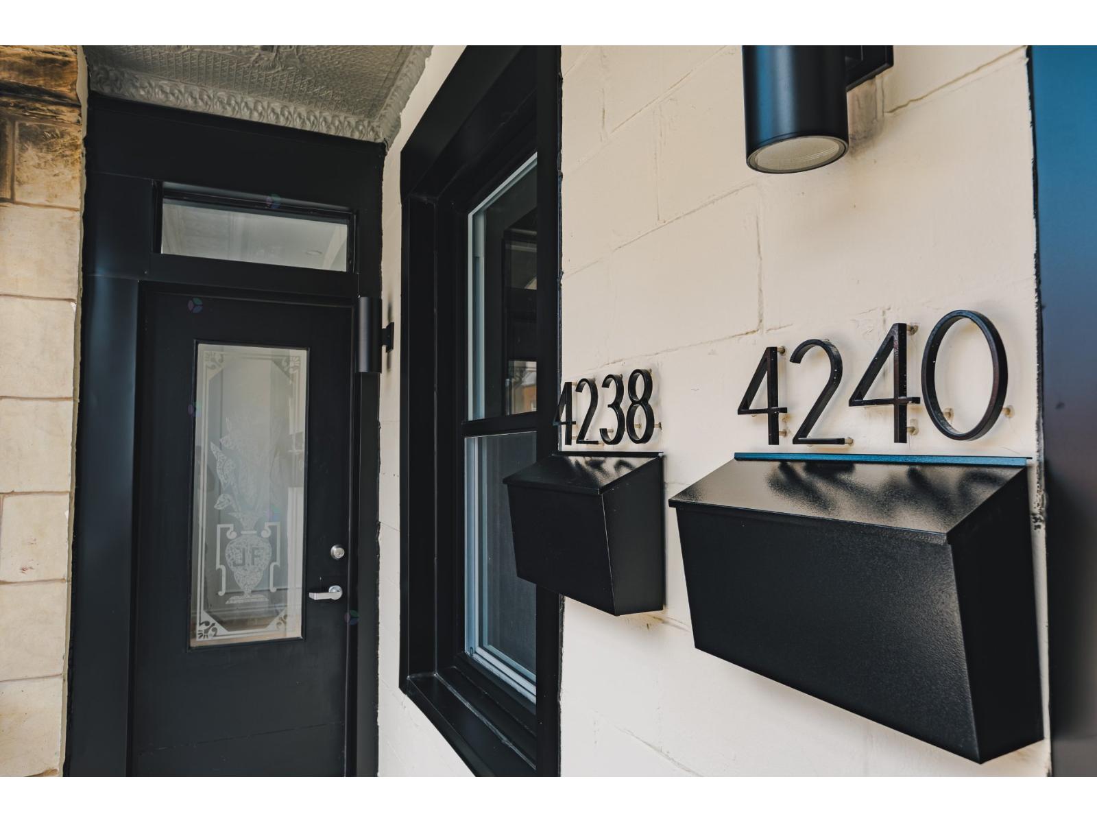 4238 Rue St-Urbain
