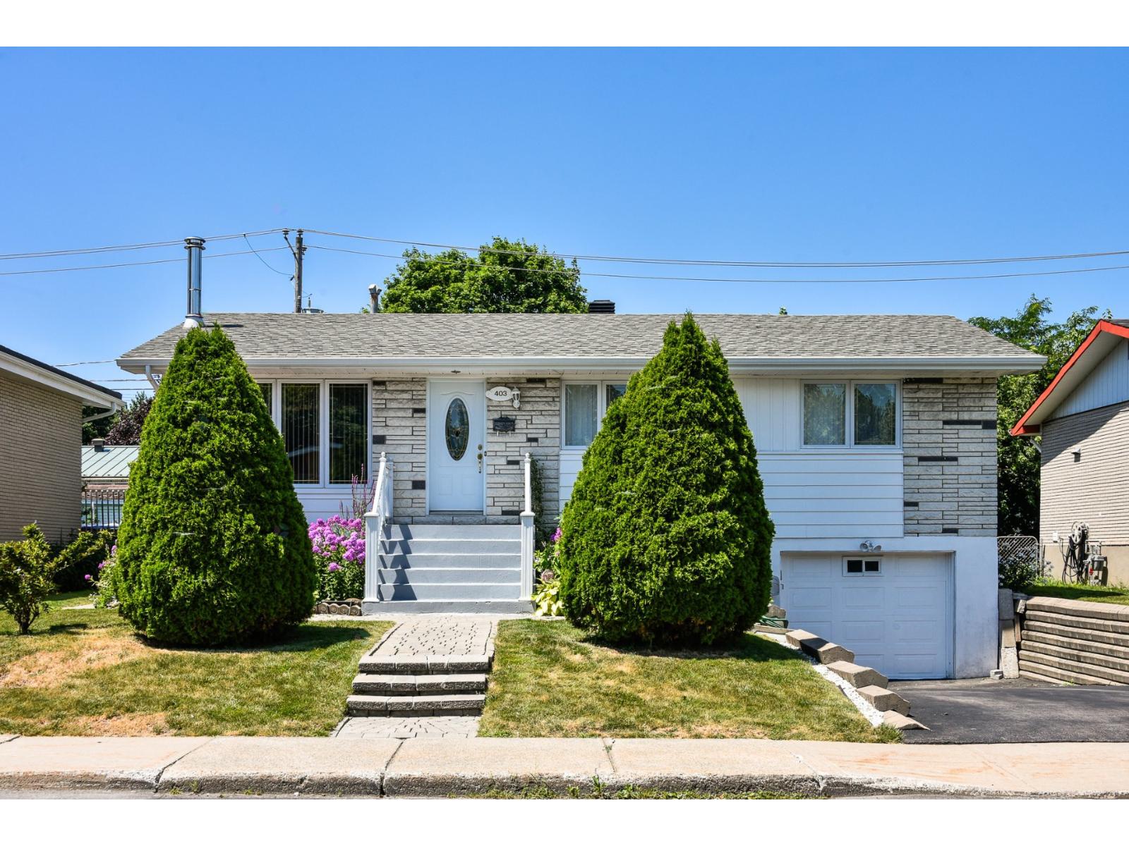 403 Rue Portneuf