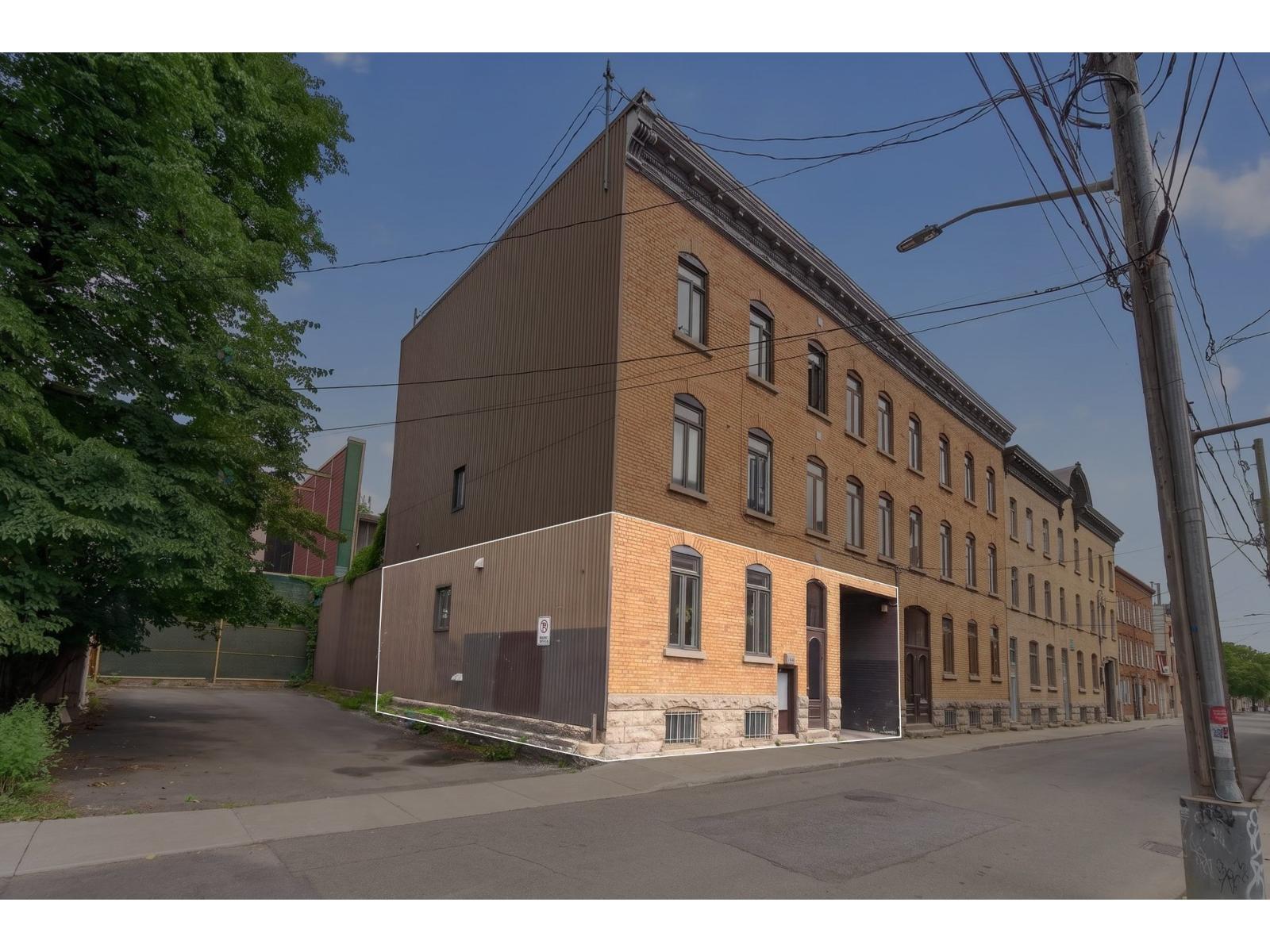 424 Rue de la Reine