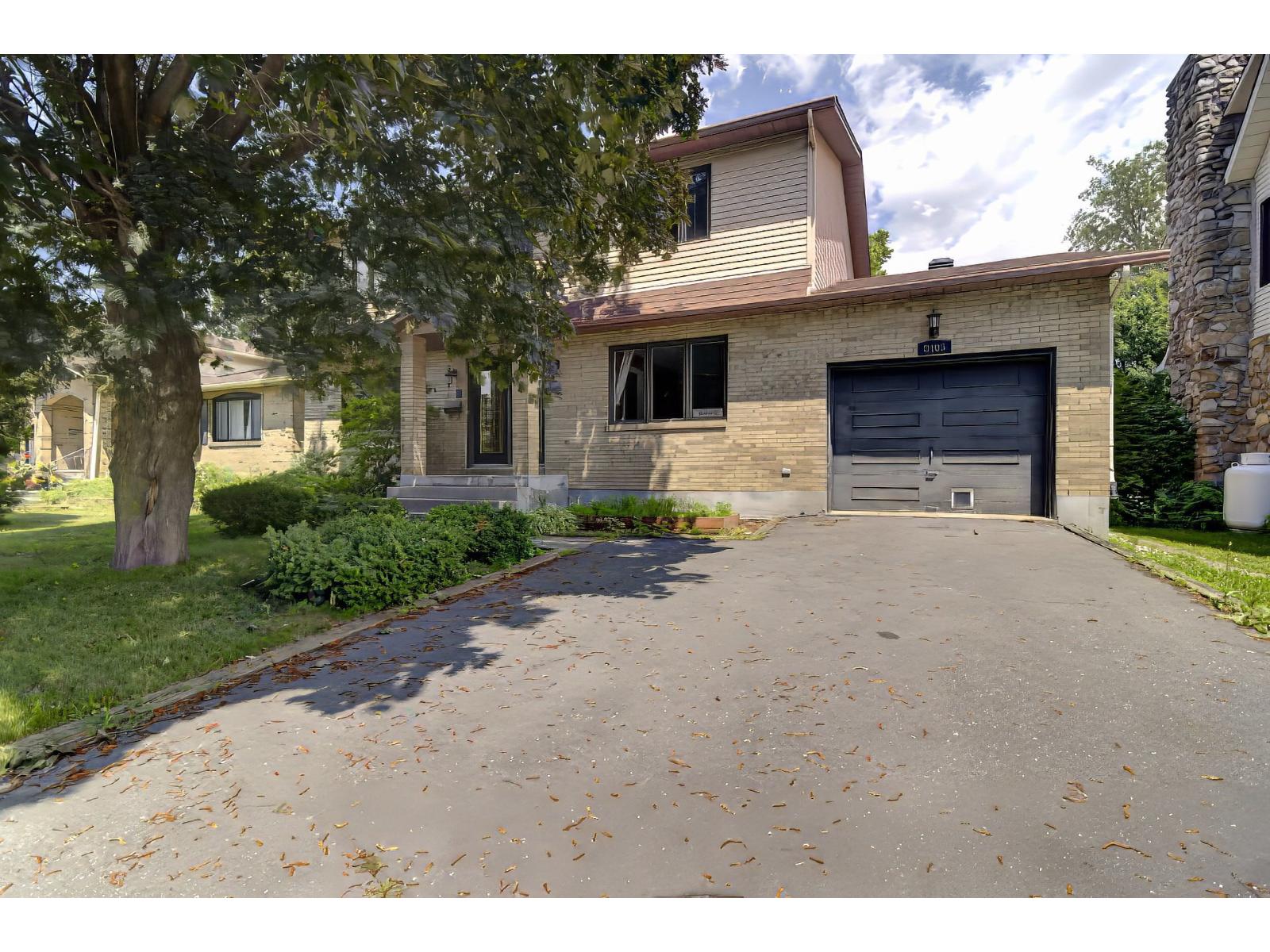8405 Rue Rimbaud