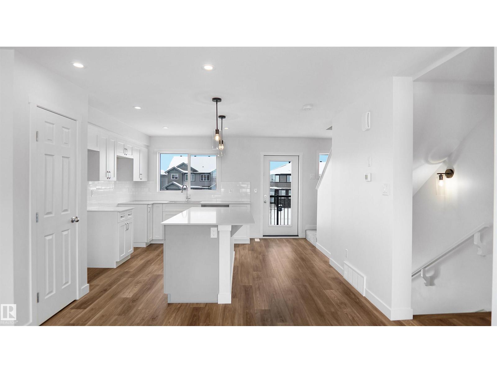 For sale: 623 176 AV NE, Edmonton, Alberta T5Y4G1 - E4499766