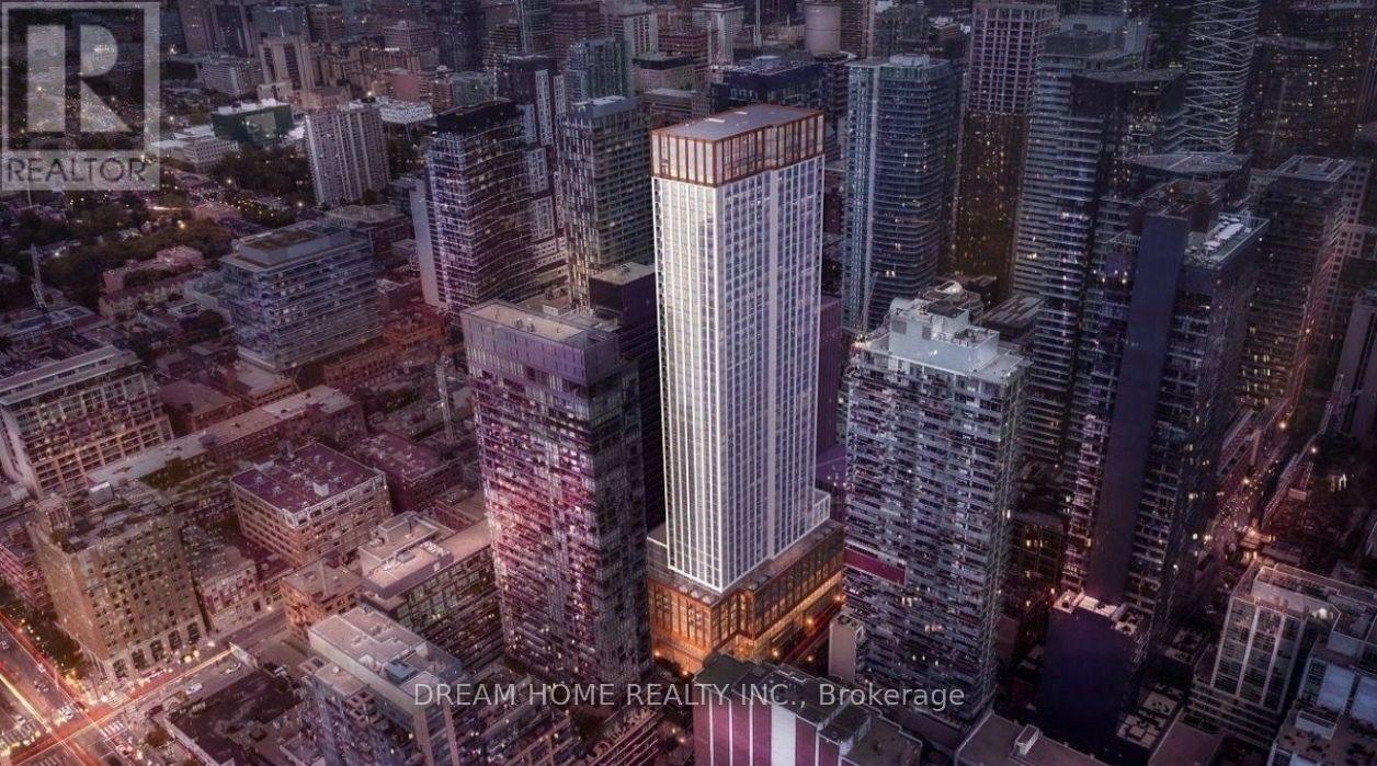 521 - 400 KING STREET W