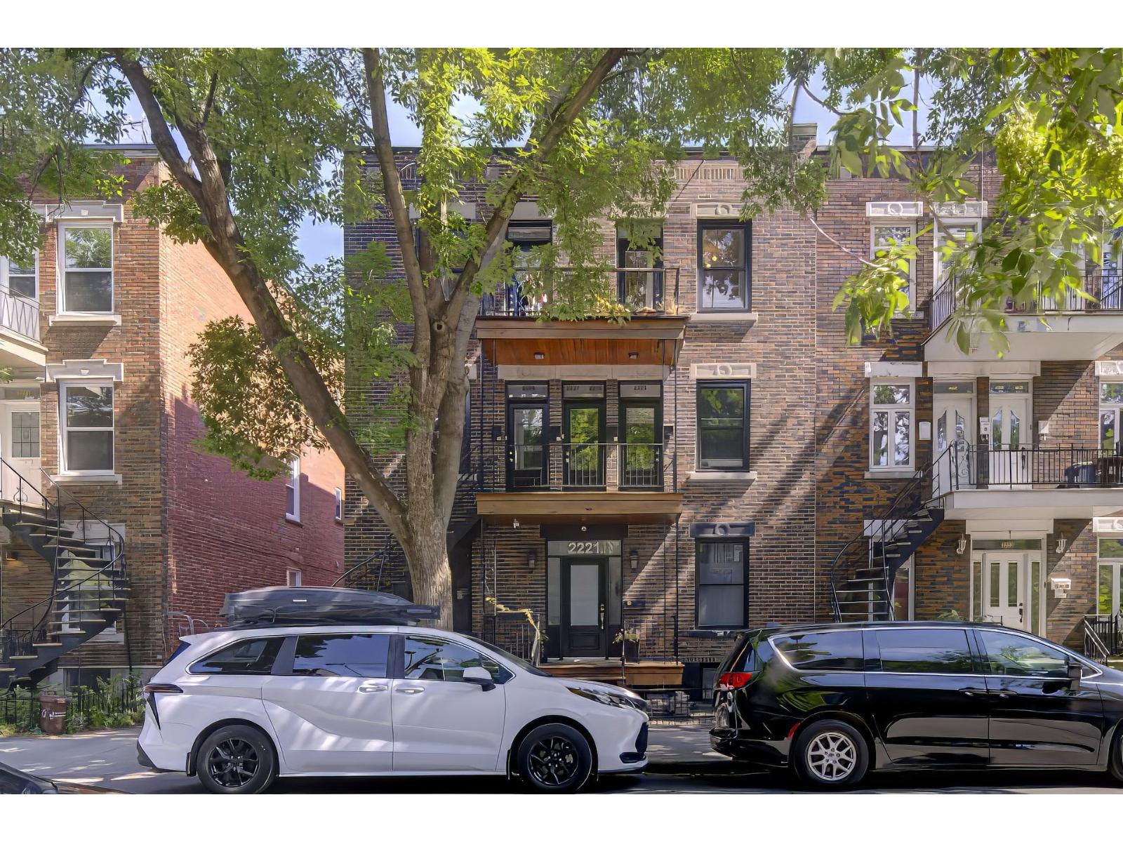 2225 Rue Darling