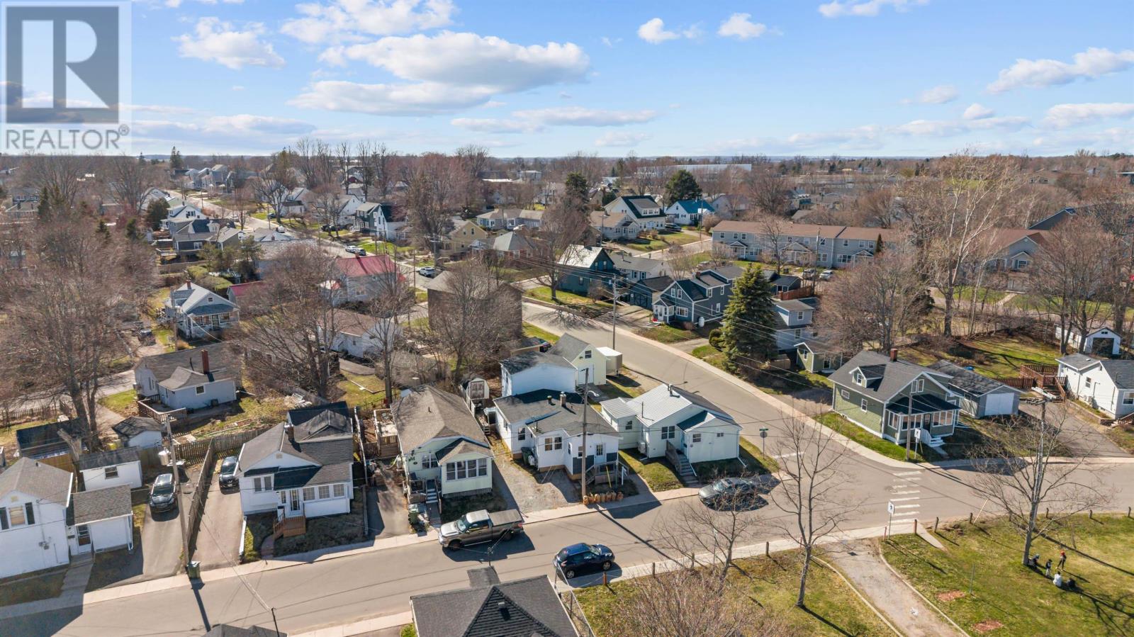 9 DESBRISAY Crescent