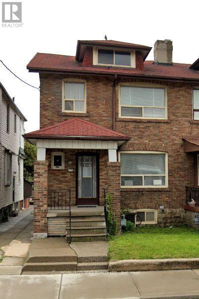 BSMT APT - 275 OAKWOOD AVENUE