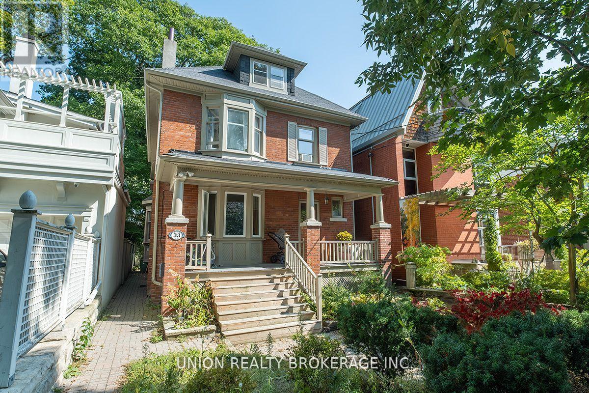B1 - 33 BALSAM AVENUE
