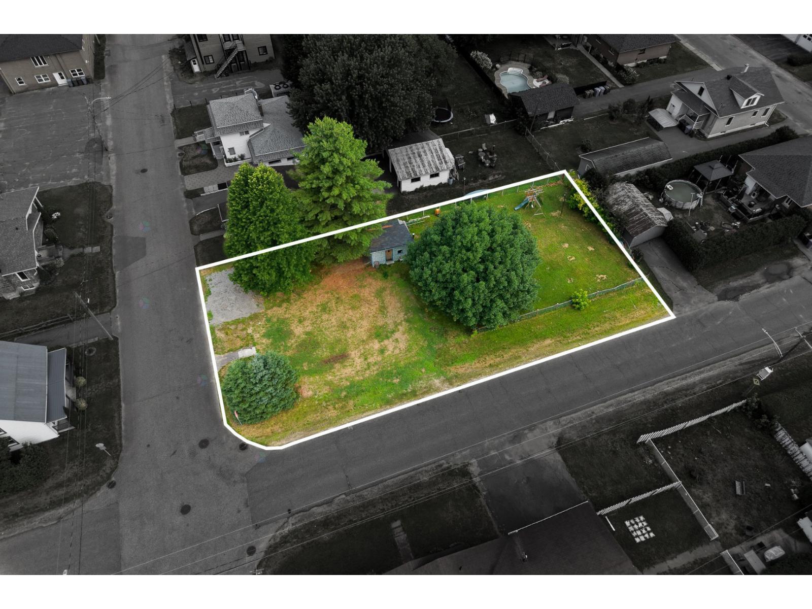 441 210e Rue