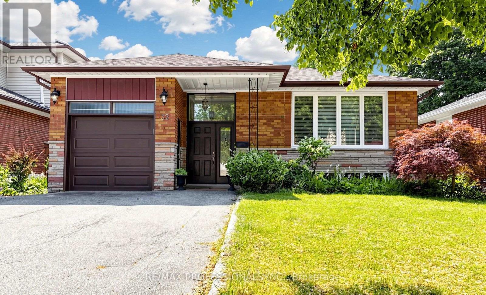 32 SELLMAR ROAD