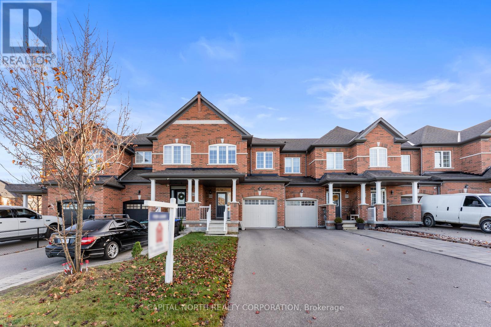 84 FORTIS CRESCENT
