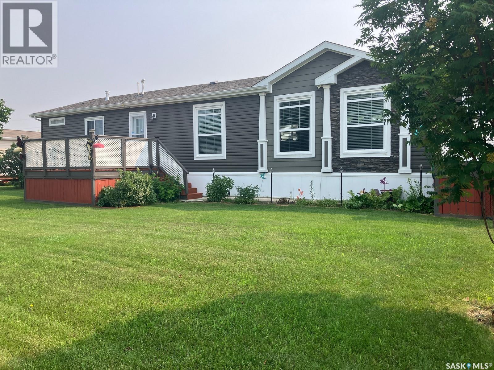 1205 3rd STREET W
