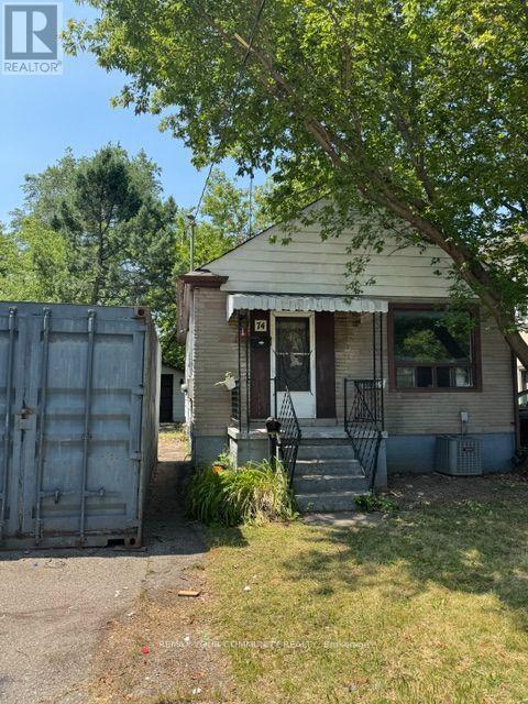 74 SIXTEENTH STREET