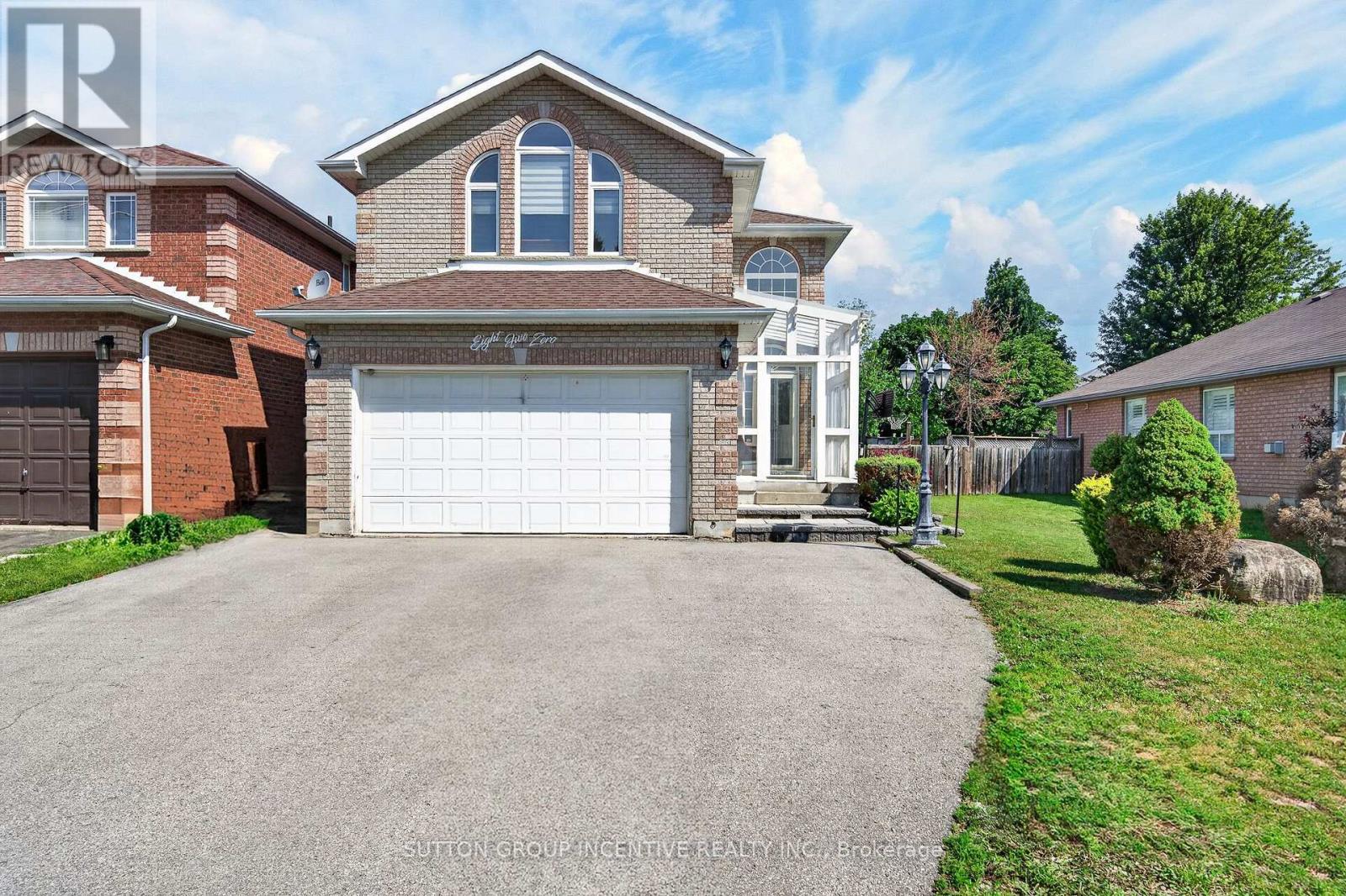 850 LESLIE DRIVE