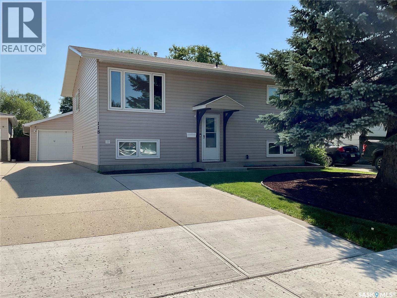 118 Salemka CRESCENT