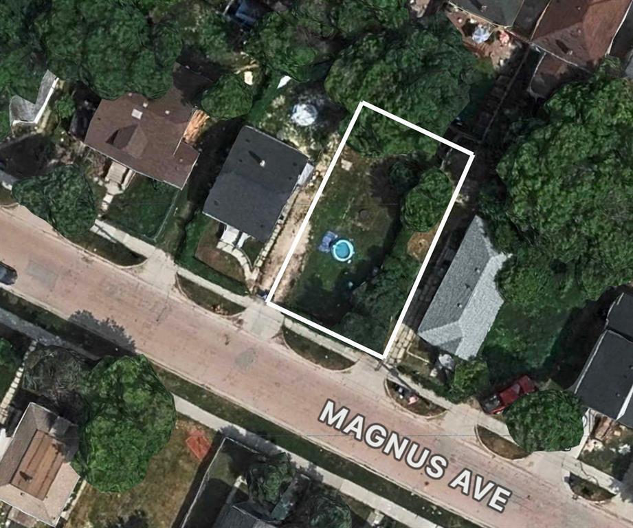 385 Magnus Avenue