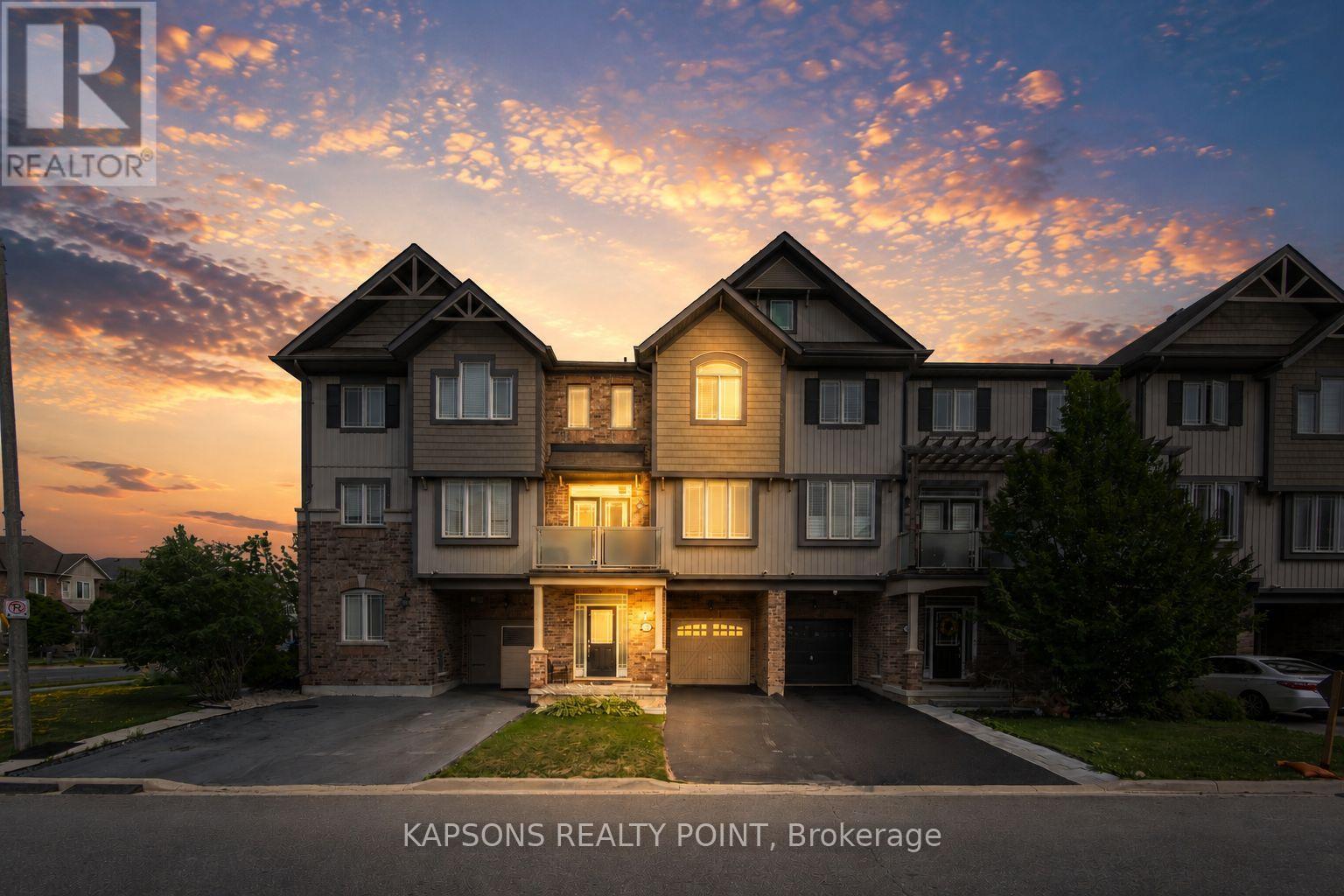 43 WATERVILLE WAY