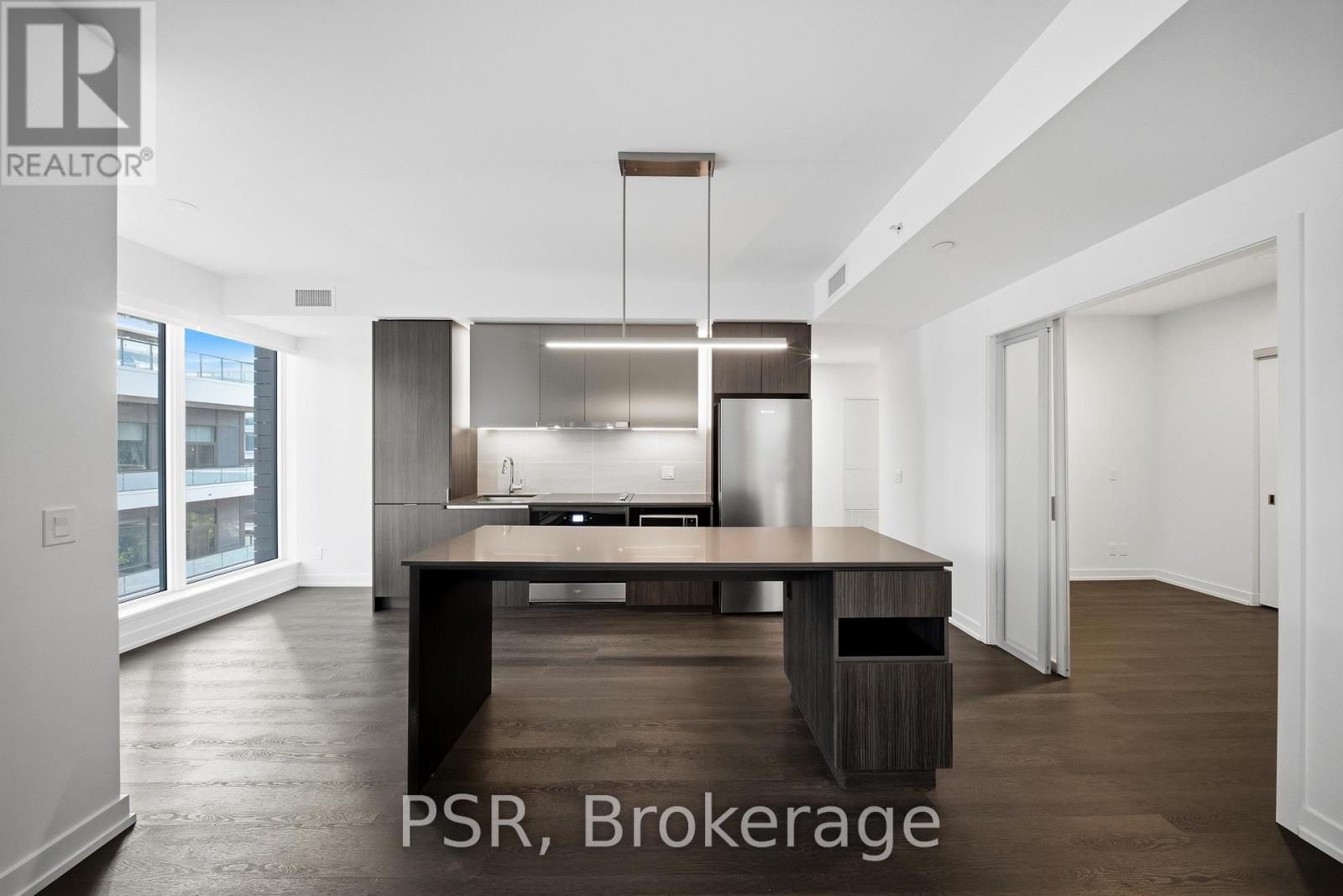 409 - 70 ORDNANCE STREET