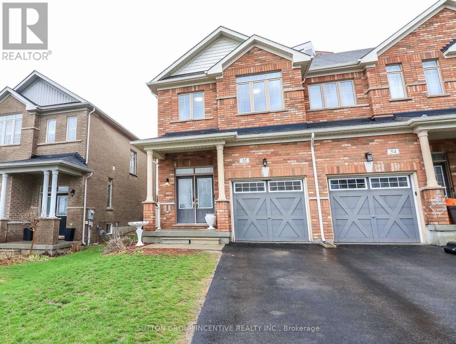 52 SNELGROVE CRESCENT