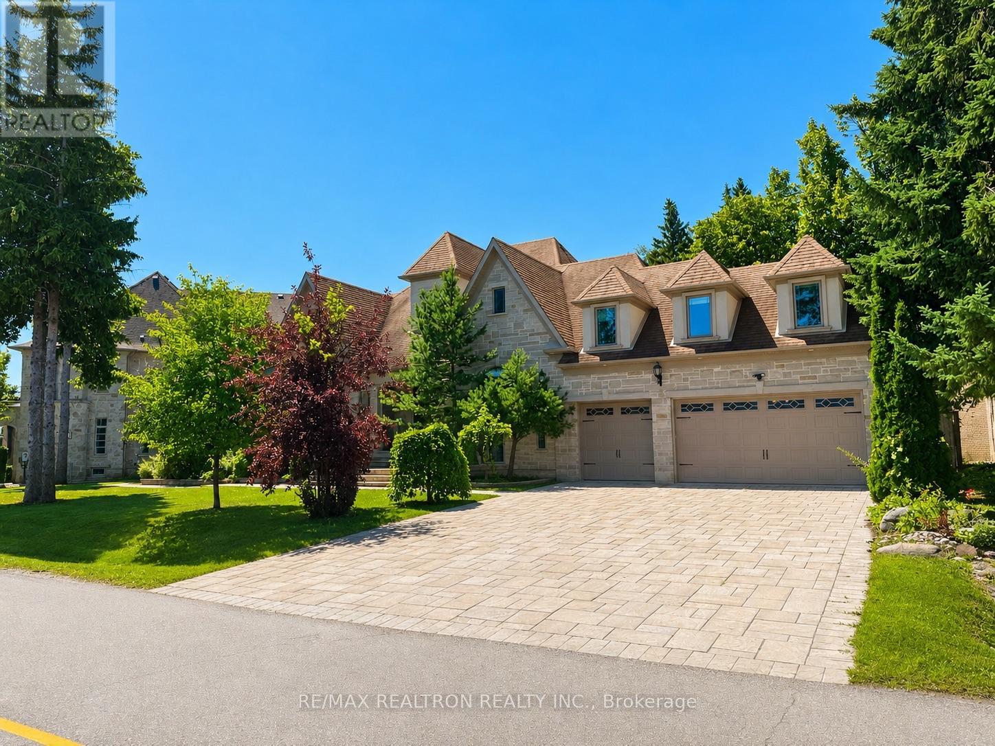 5 LONG HILL DRIVE