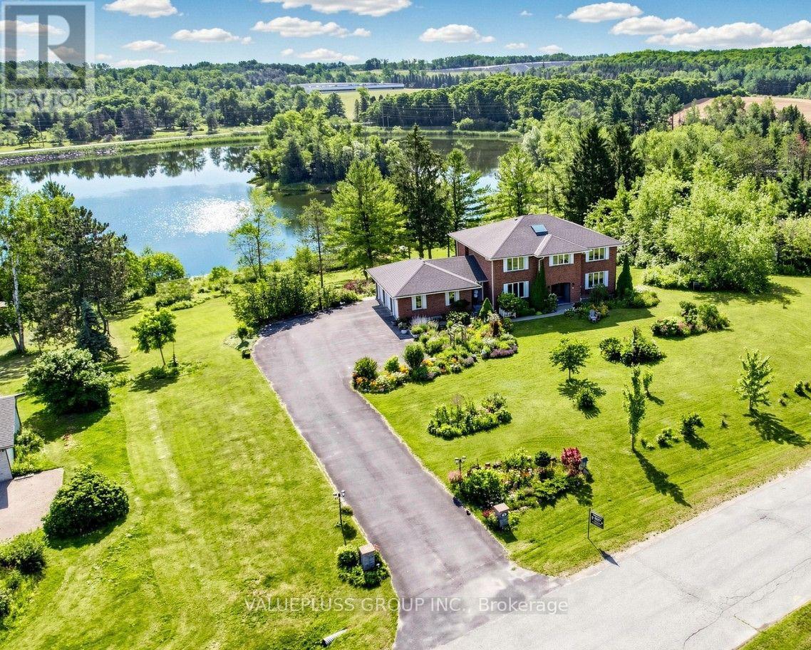 9 ISLAND LAKE DRIVE