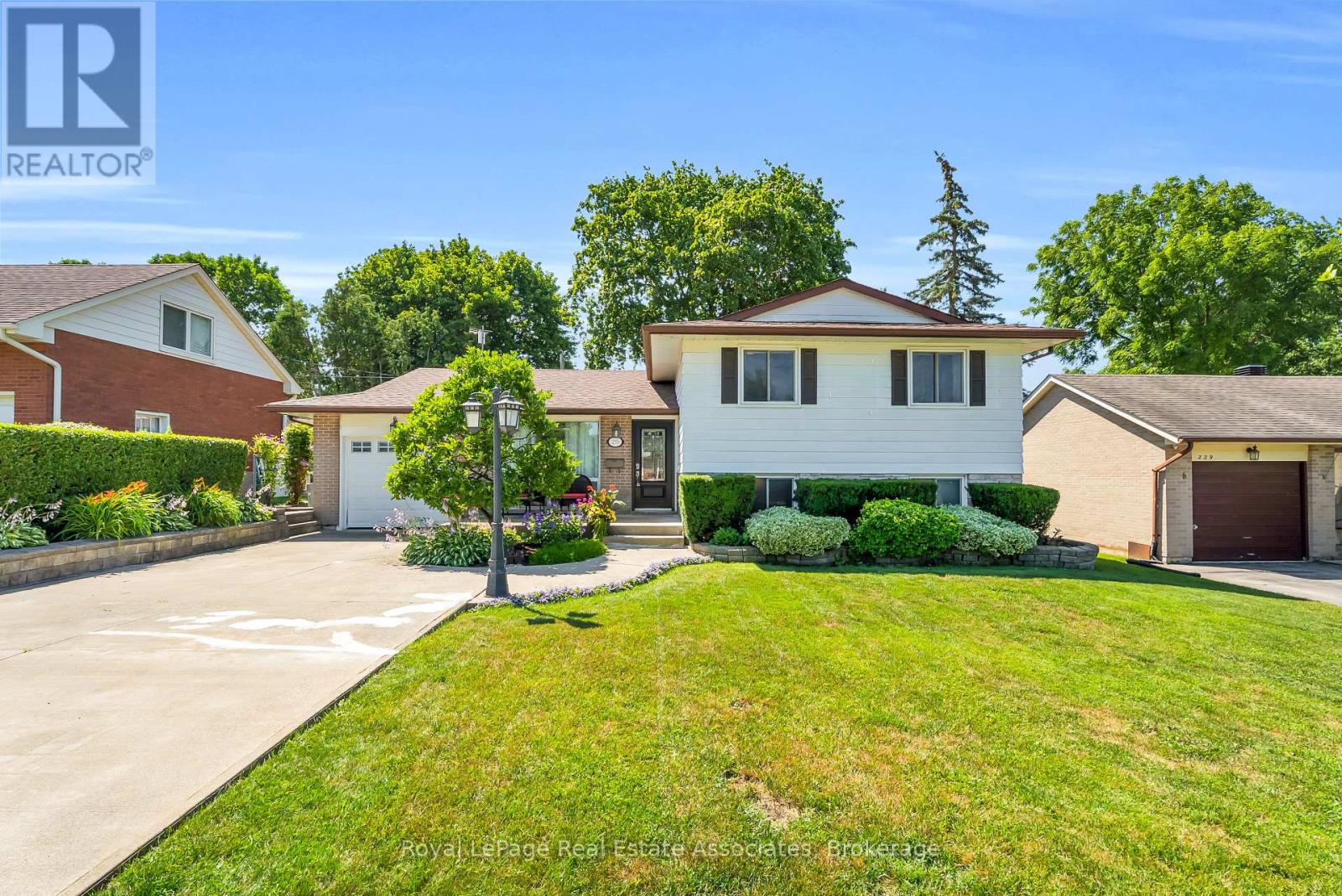 233 ELMORE DRIVE