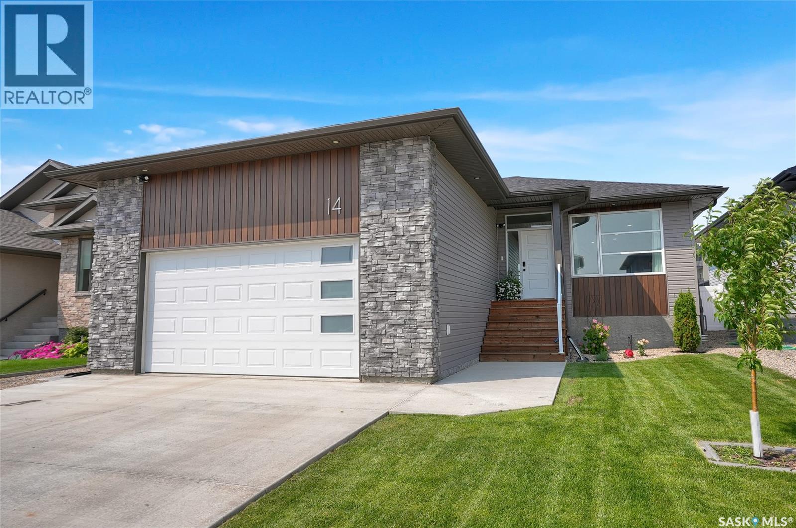 14 Clunie COURT