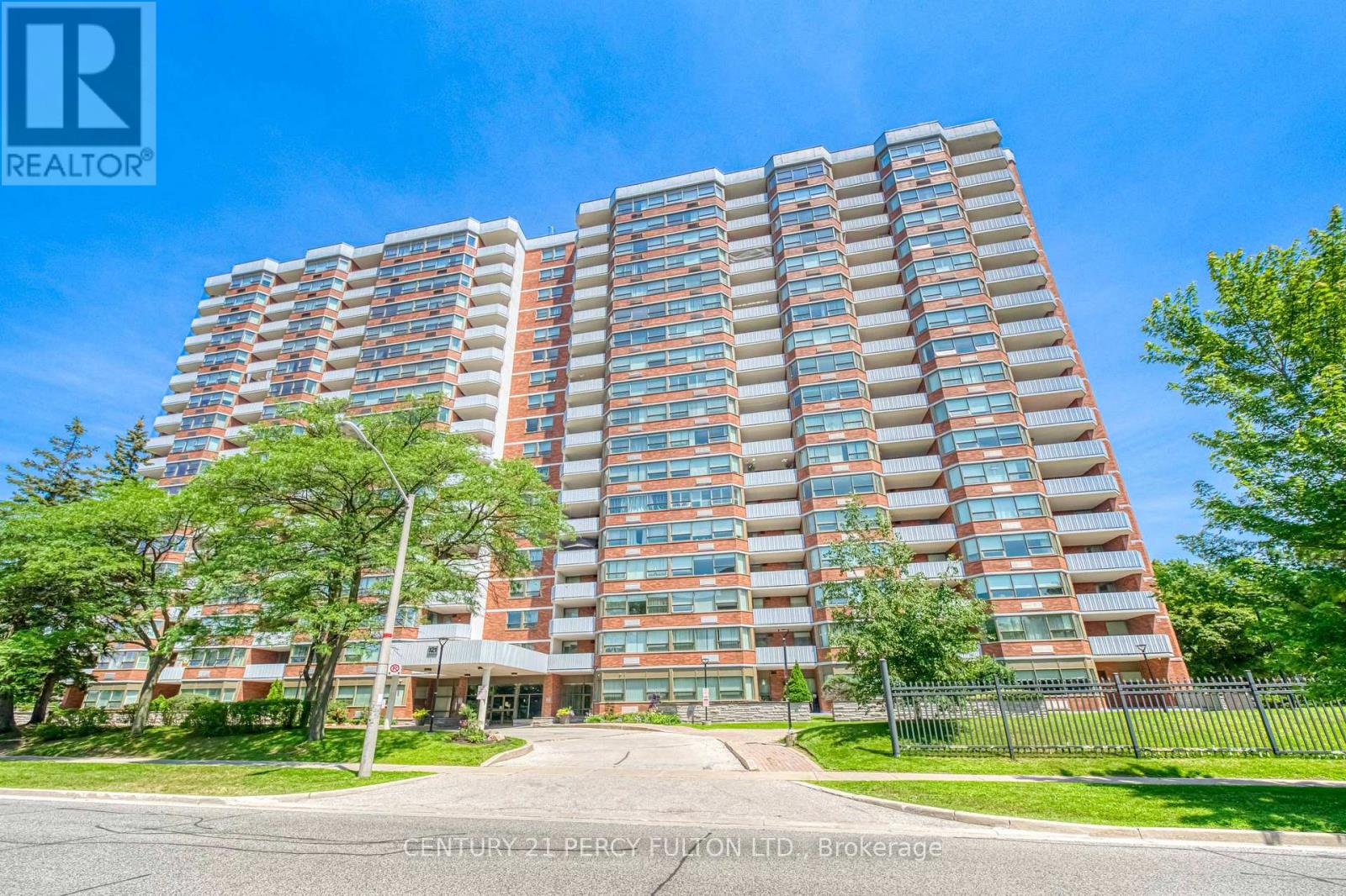1802 - 121 LING ROAD