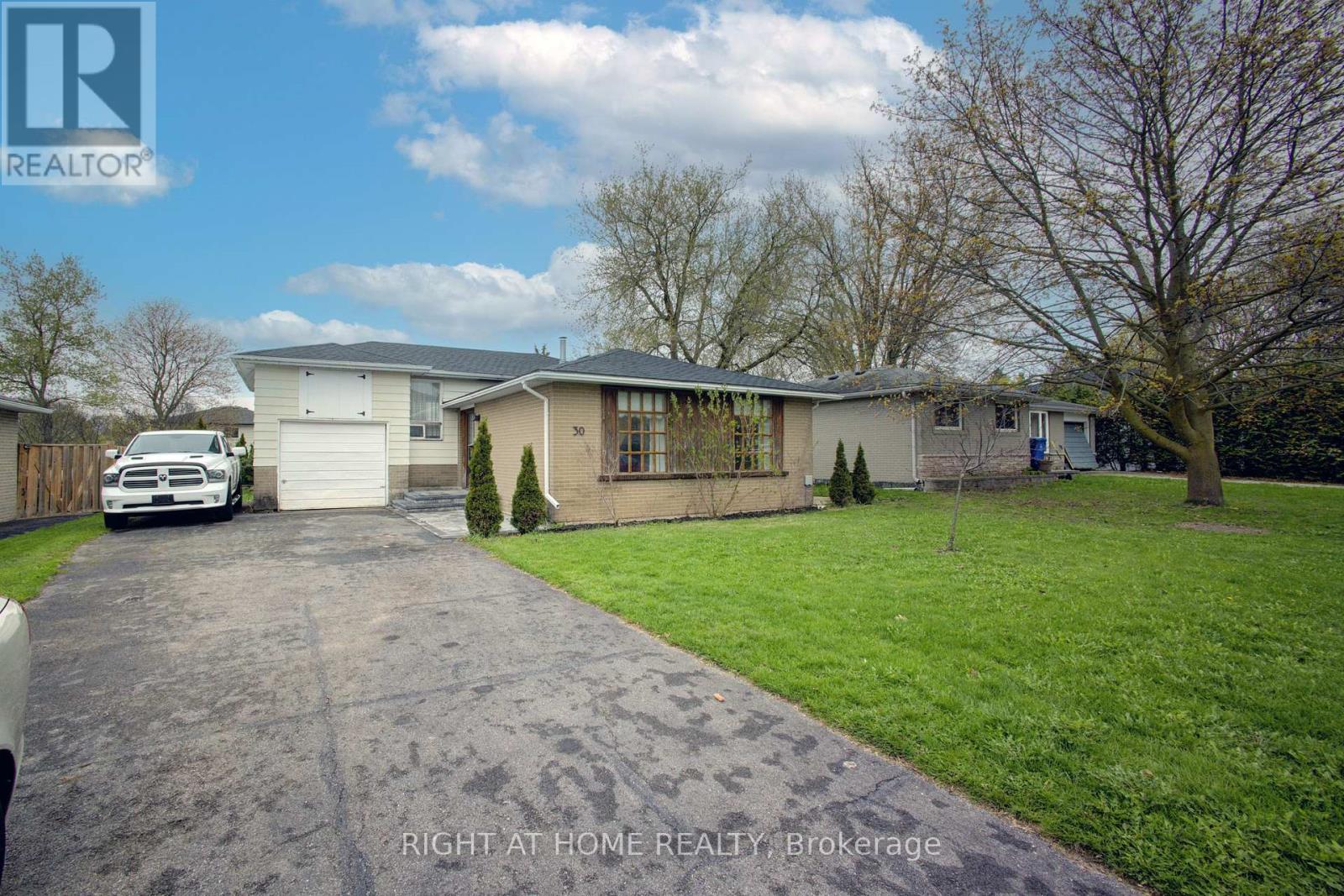 30 PARKVIEW DRIVE