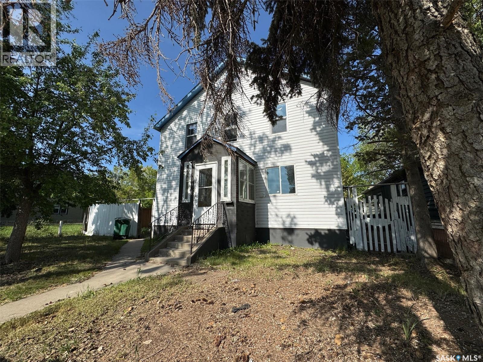 319 H AVENUE S
