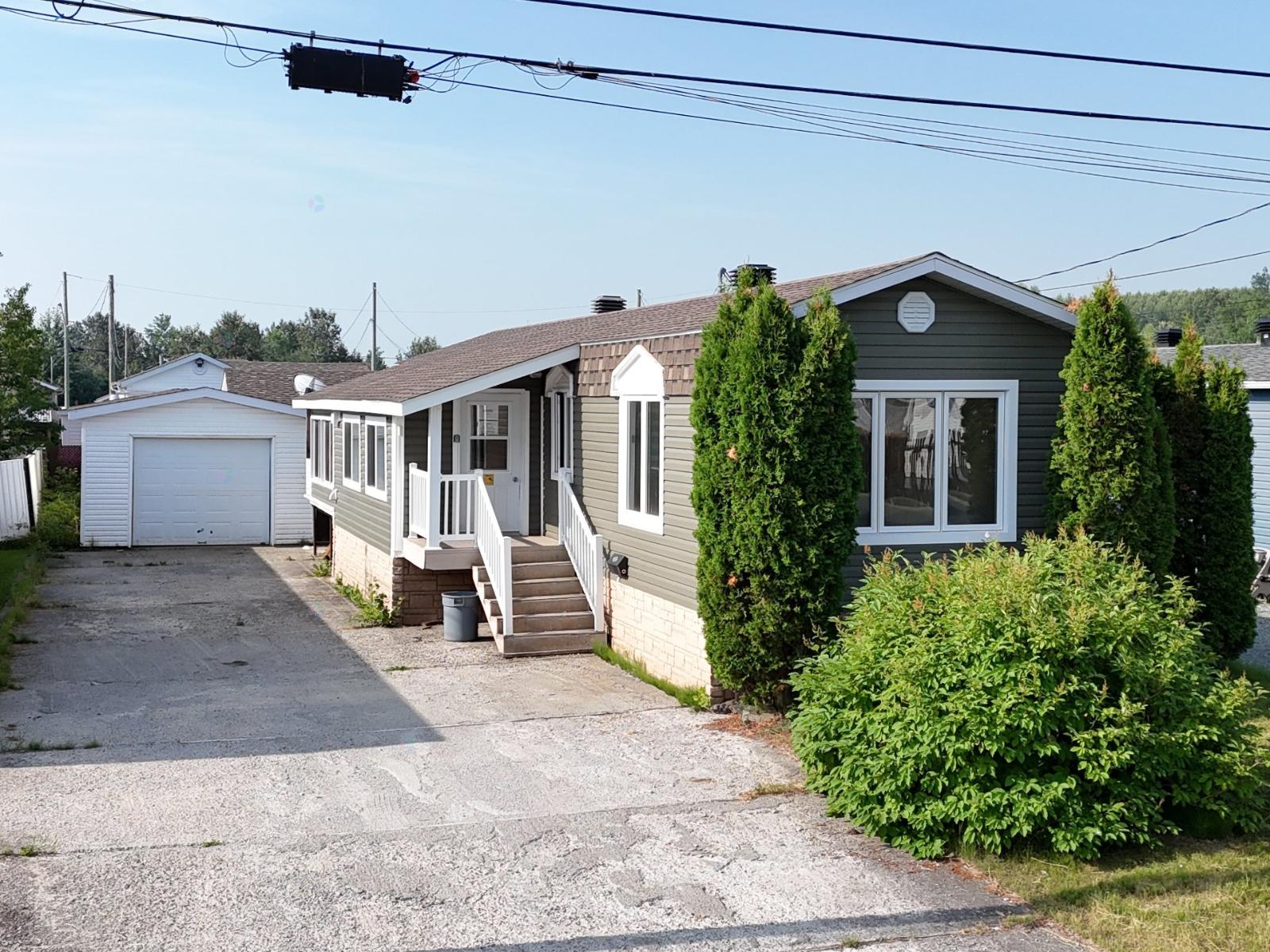 13 Av. Bourget — photo 1