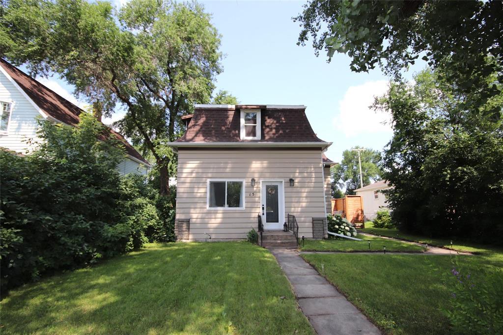 15 2nd Avenue NW