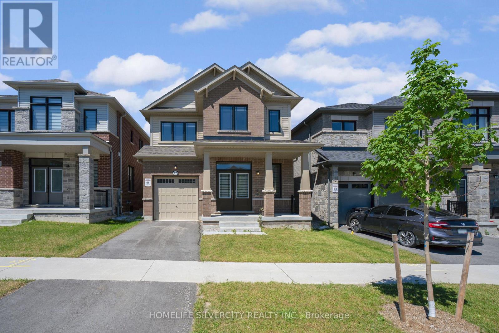 12 KINGSBURY TRAIL