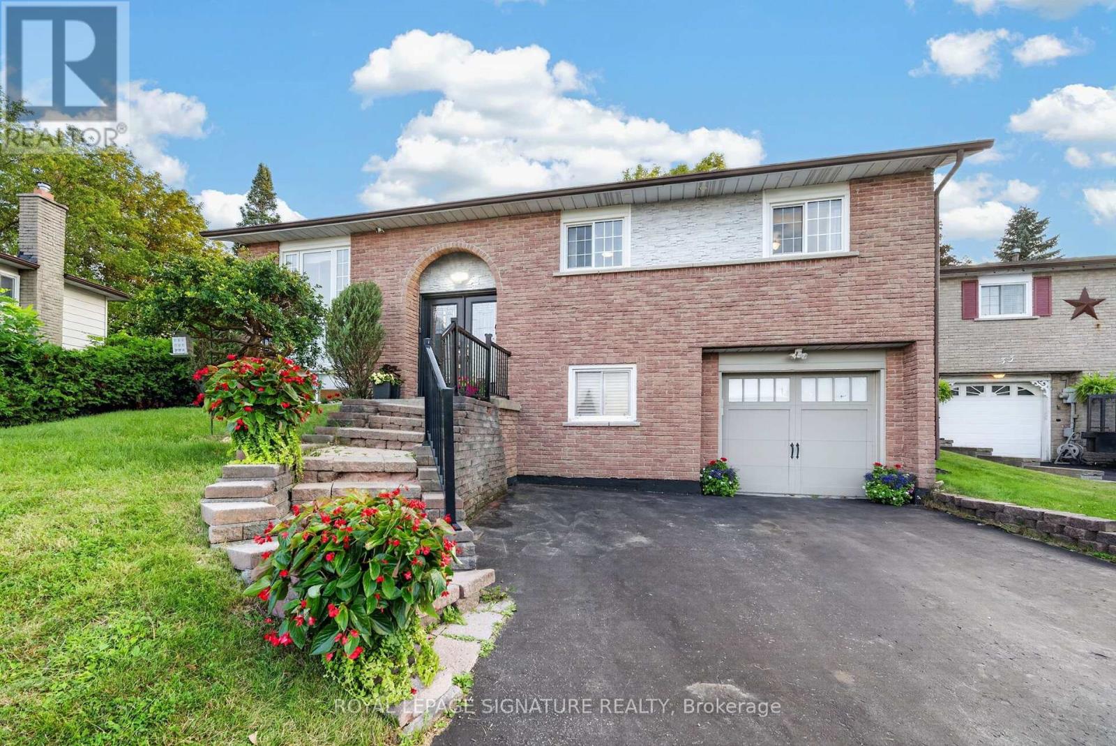 31 ROSALYNNE AVENUE