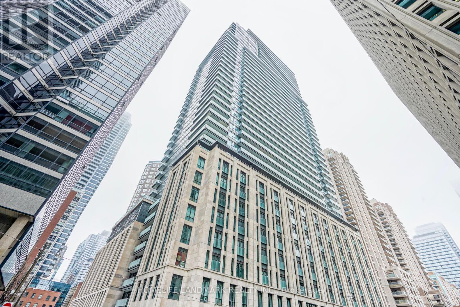 3806 - 955 BAY STREET