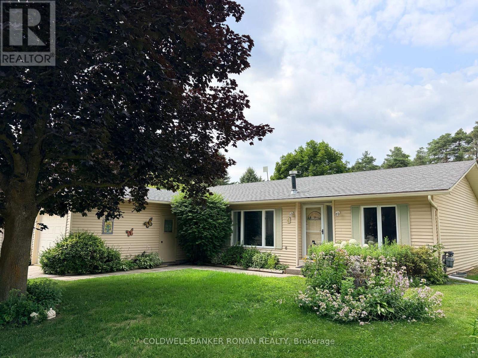 4 TECUMSETH PINES DRIVE