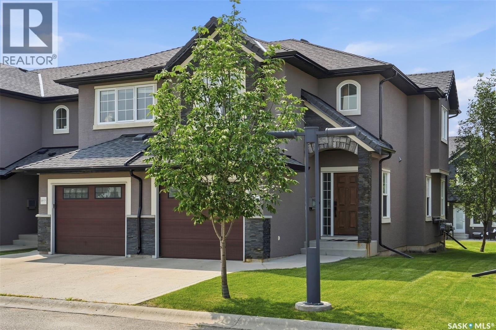 316 1303 Paton CRESCENT