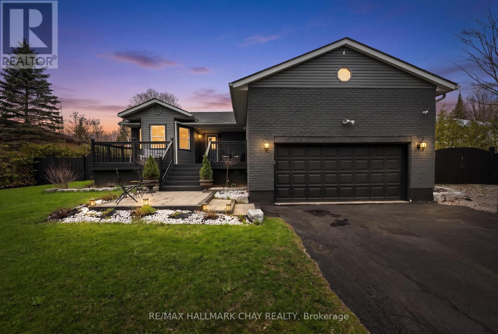 2330 LAKESHORE ROAD E