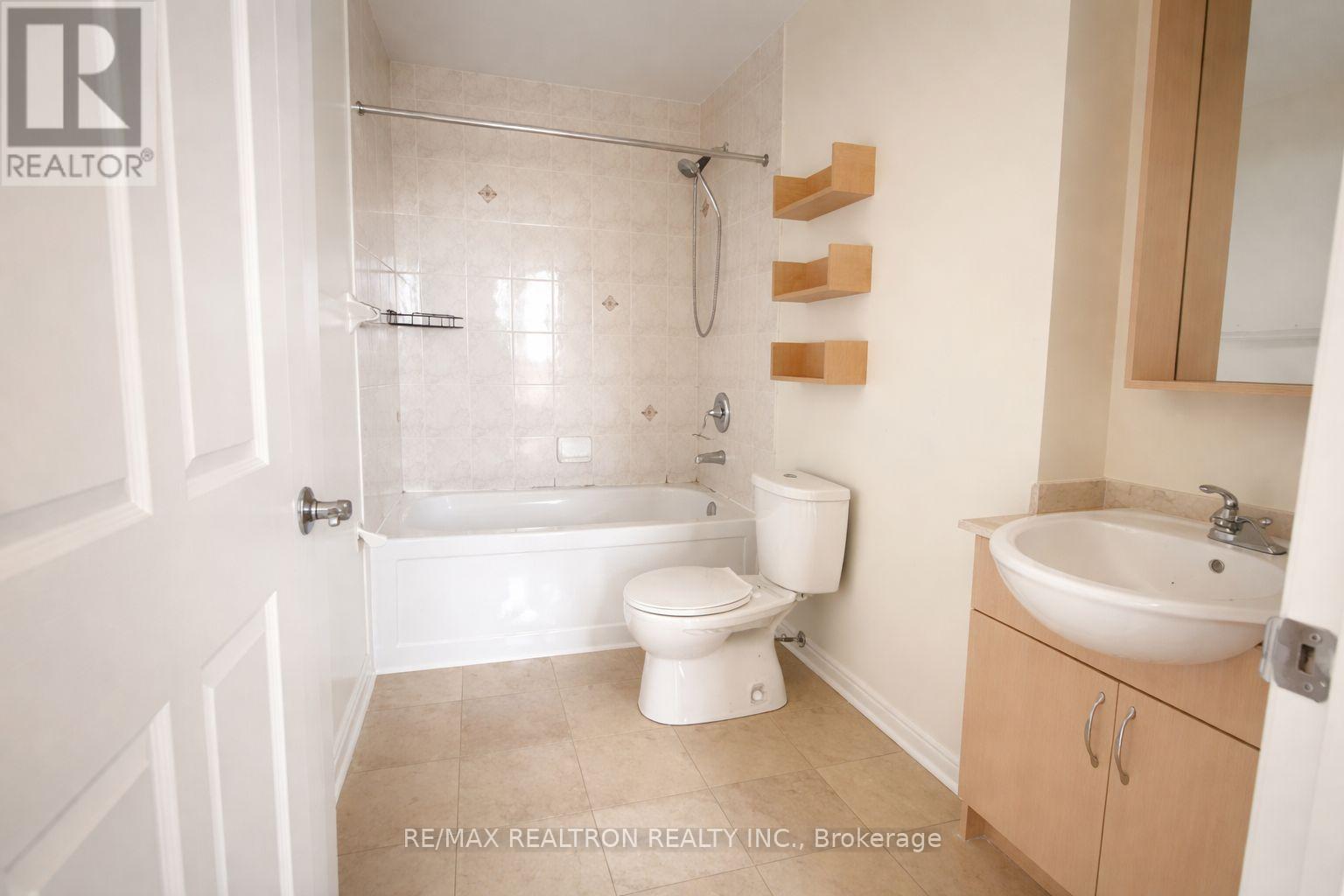1102 - 18 HOLMES AVENUE