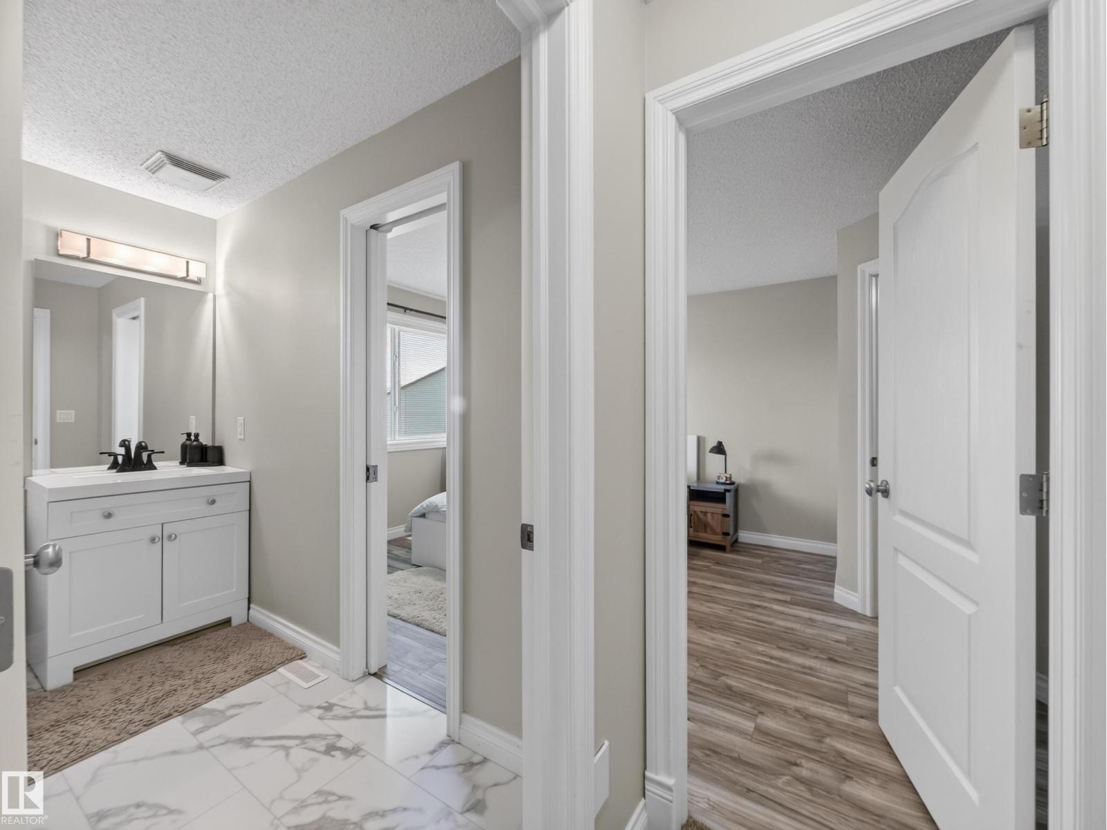 Upper hall to the bedrooms and bath