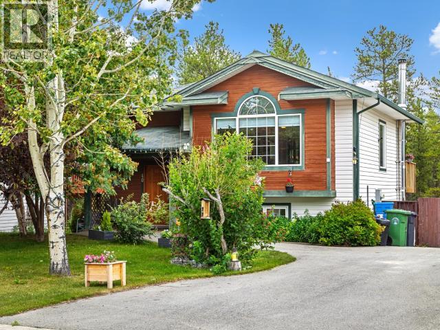 40 TIGEREYE CRESCENT