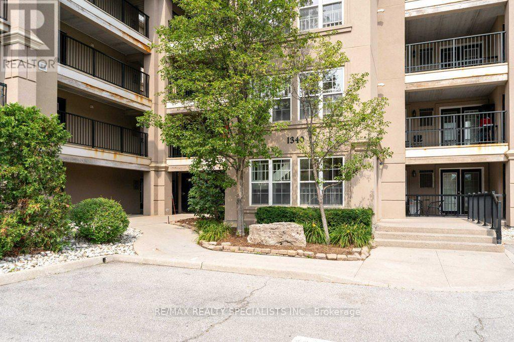313 - 1340 MAIN STREET E