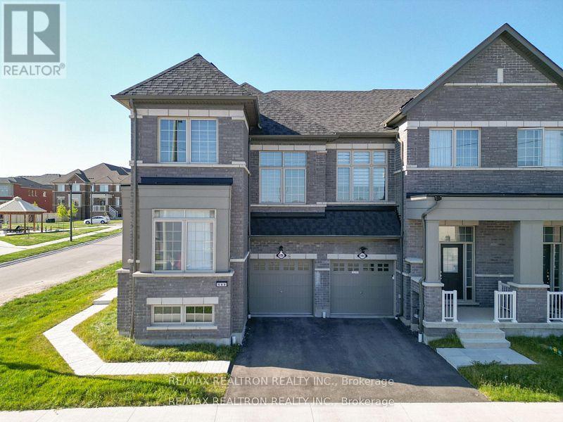 988 GROSBEAK TRAIL