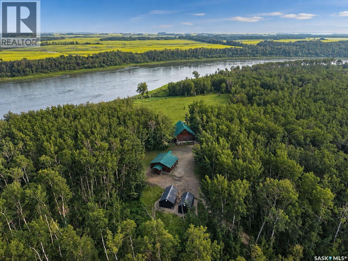 South Sask River Front Acreage