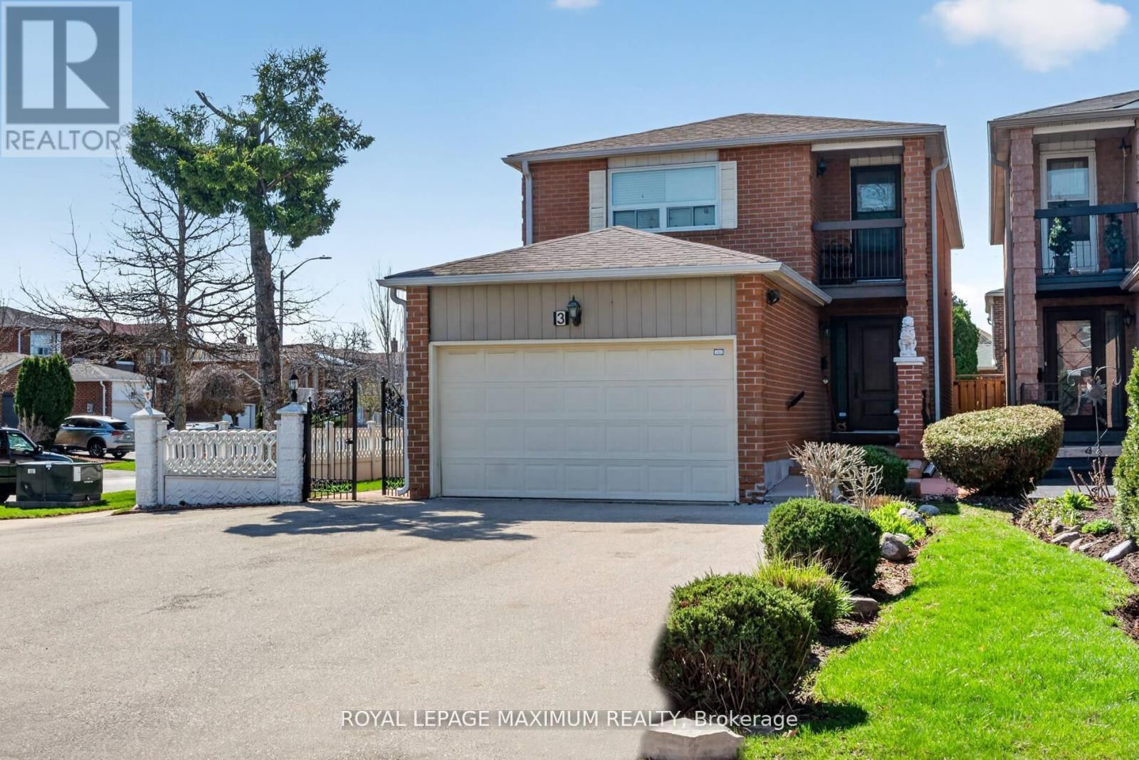 3 MUZZO COURT