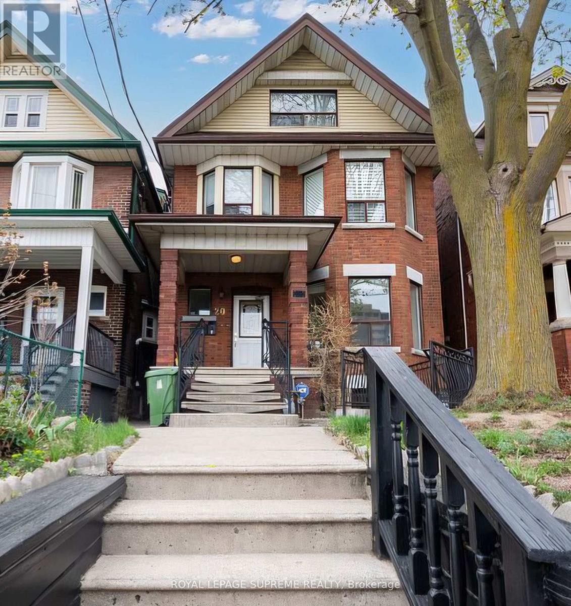 LOWER LEVEL - 20 EDNA AVENUE