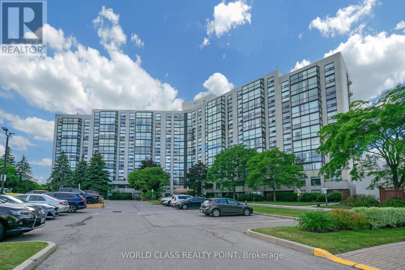 201 - 40 HARDING BOULEVARD